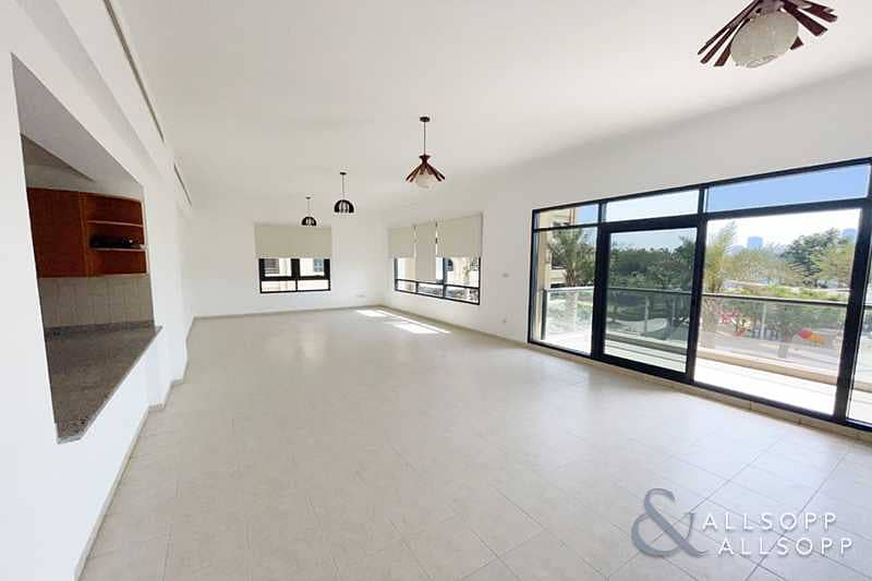2 Golf View | Large Balcony | 4 Bedrooms
