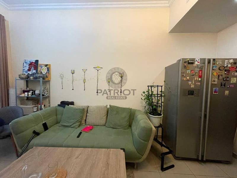 2 Spacious One Bedroom Apartment For Sale Without Balcony
