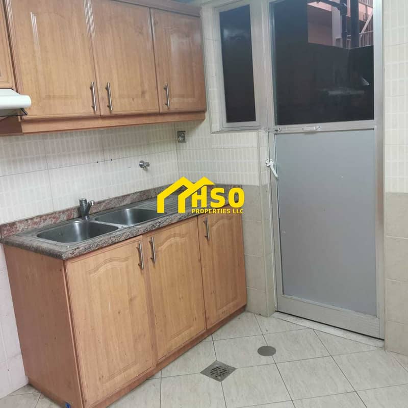 13 3 Bedroom Apartment for rent |Balcony|Parking|Maid's rm
