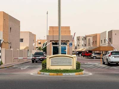 2 Bedroom Villa for Rent in Al Reef, Abu Dhabi - A Single Row Villa Located In A Friendly Area 2 Bedroom Villa for Rent in Al Reef, Abu Dhabi - A Single Row Villa Located In A Friendly Area