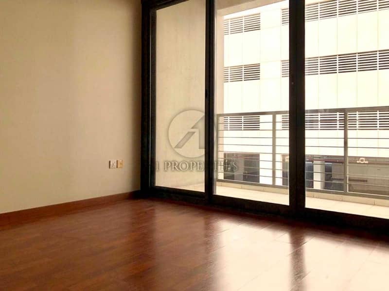 10 Modern Upgraded 3 BR Townhouse for Rent in JVC