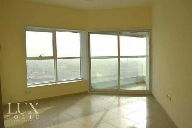 7 Cluster A|3Bed|Next to Metro|Bright|Avail