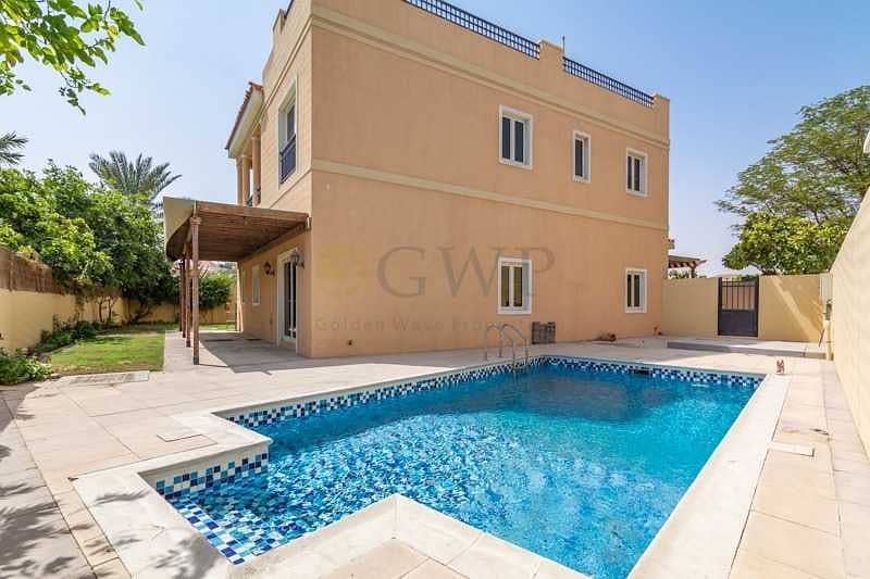5 Mazaya A2 | 5 beds  with private pool park view close to GEMS school |