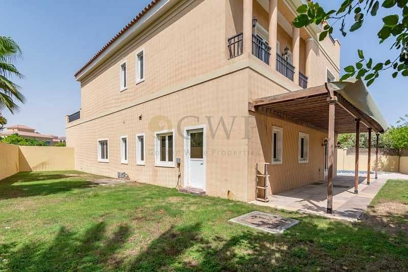 6 Mazaya A2 | 5 beds  with private pool park view close to GEMS school |