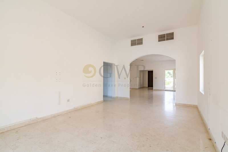 7 Mazaya A2 | 5 beds  with private pool park view close to GEMS school |