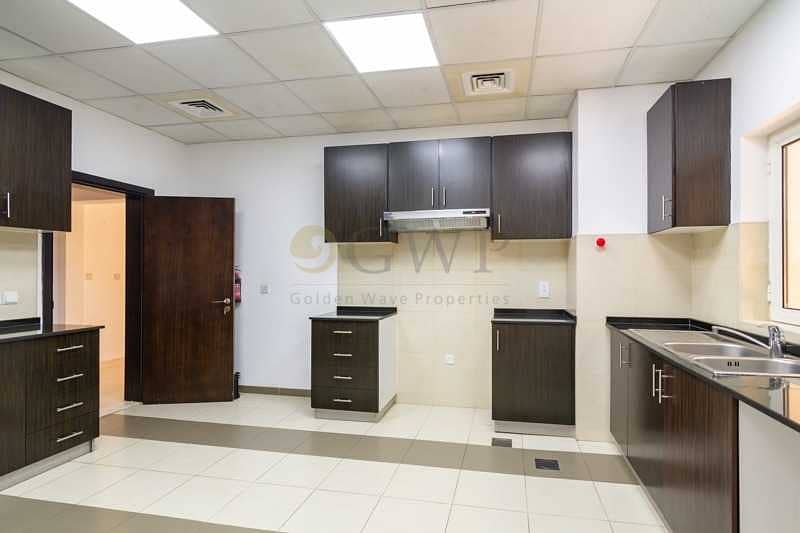 9 Mazaya A2 | 5 beds  with private pool park view close to GEMS school |