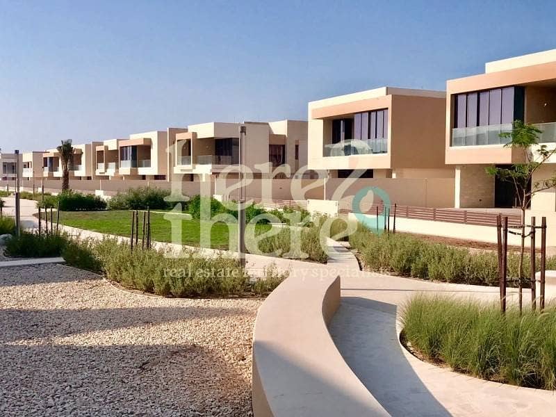 Luxurious! 5 Brd villa in Hidd Al Saadiyat