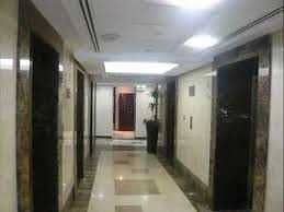 8 Fully Furnished 1 Bedroom Apartment with Balcony in Lake Terrace close to Metro Stat