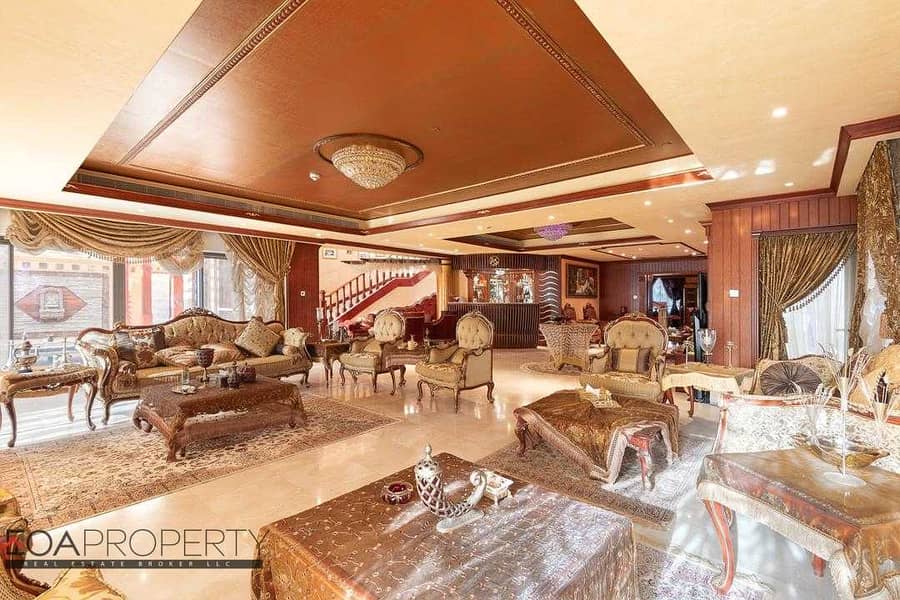 Stunning | Classix Fully Furnished living Penthouse
