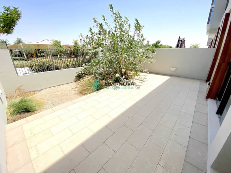 Ready to Move |Duplex | Private Garden | Private Entrance