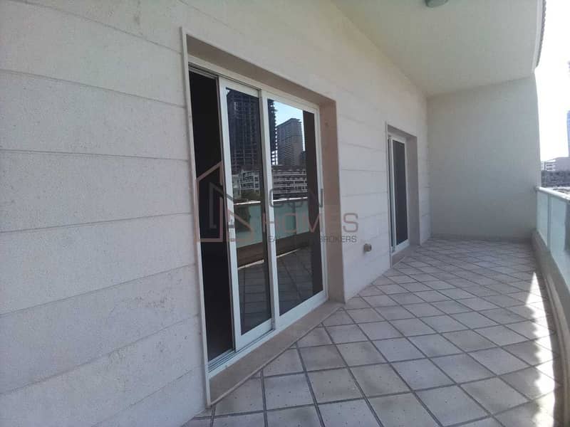 37 Exciting Offer 95 k 4 B/R Villa With Maids Room in JVC