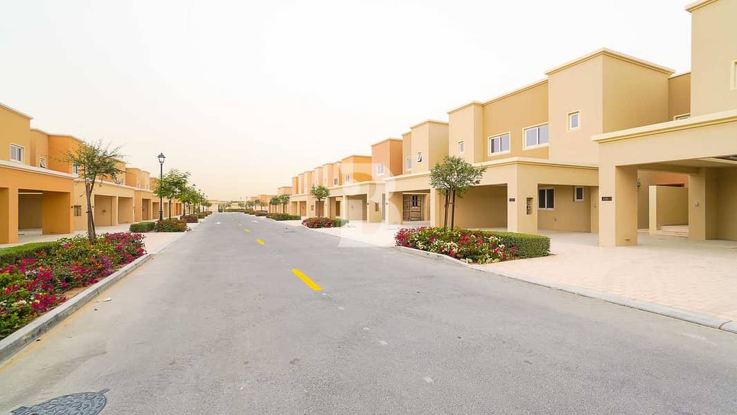 28 CLOSE TO POOL & PARK| HANDOVER IN DECEMBER