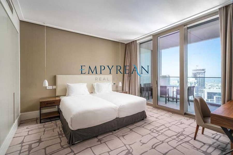 12 Elegant Luxurios 5BR Penthouse / Burj Khalifa View / Fully Furnished