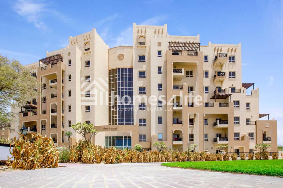 Spacious Unit Available | Motivated Seller Spacious Unit Available | Motivated Seller