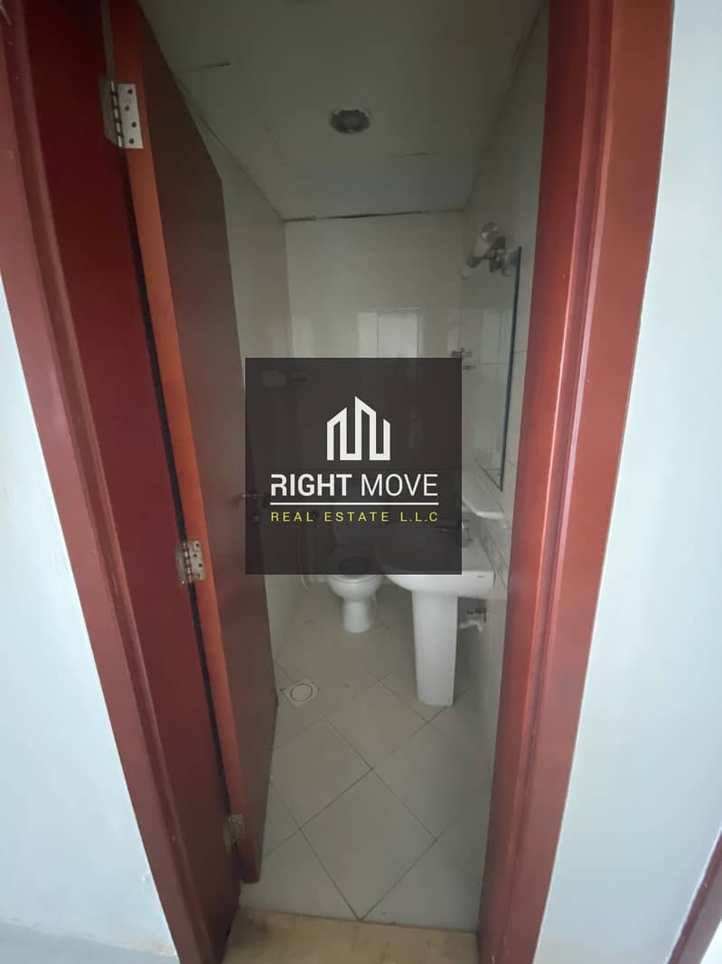 3 3 BHK for Rent with Parking