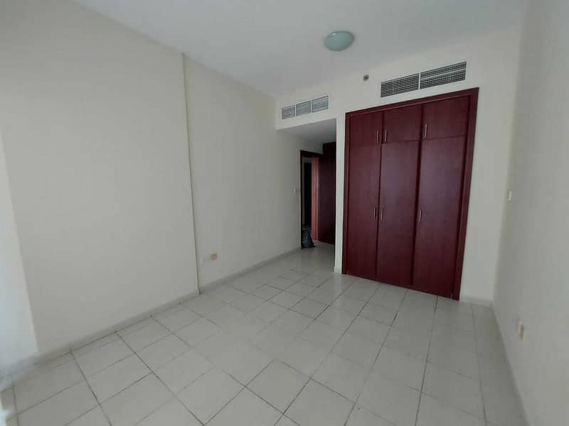 شقة في برج كريكيت،مدينة دبي الرياضية 1 غرفة 30999 درهم - 5234140