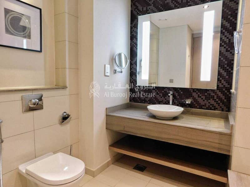 24 1 Bedroom| Fully Furnished| Paramount Tower| Business Bay