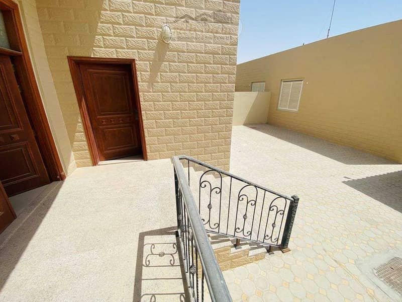 BEST OFFER! SPACIOUS VILLA IN KHALIFA B | 5 MASTER BEDROOMS WITH MAID ROOM | WELL MAINTAINED. . . . . . . .