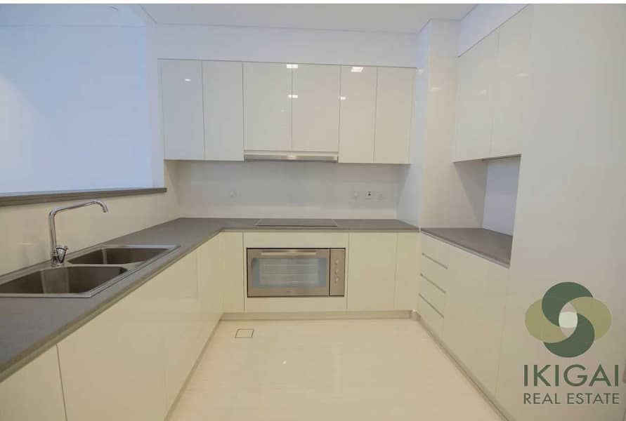 3 Spacious 2 Bed | 1 Month Free | Six Cheques