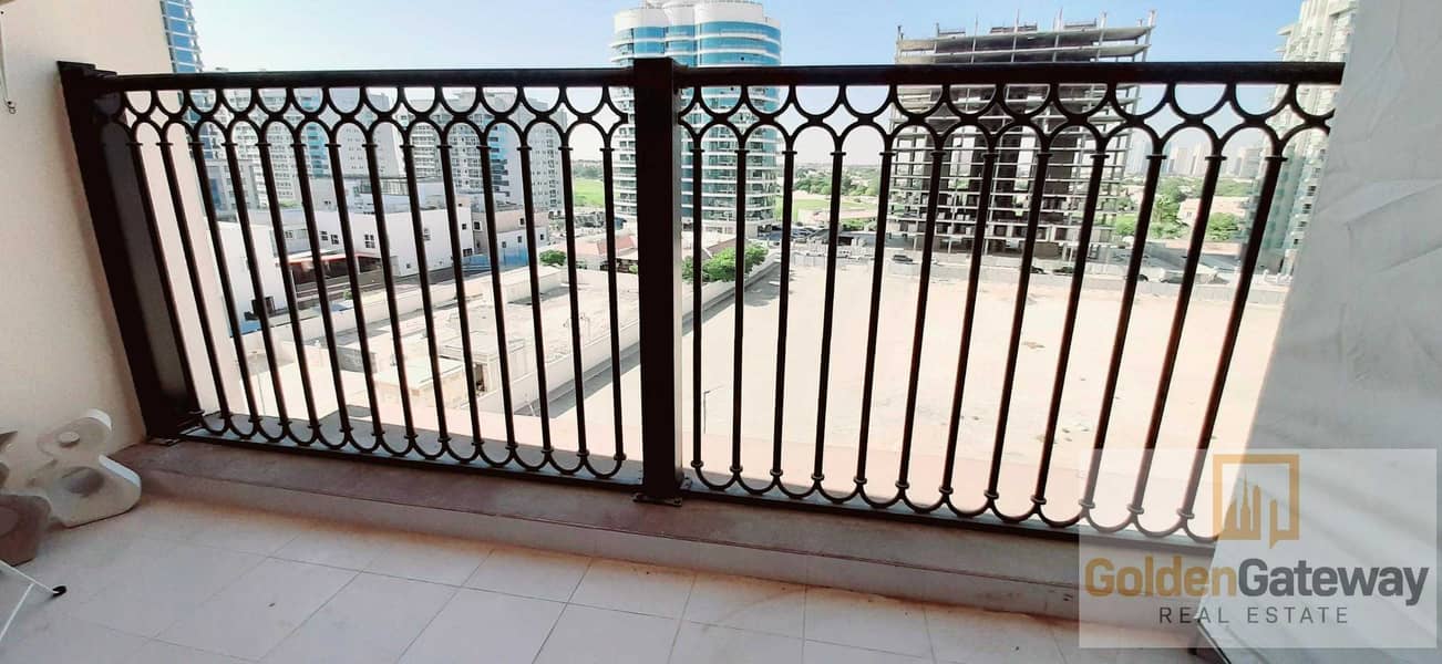 10 Fully Furnished-Elegant Furnitures I Nice balcony