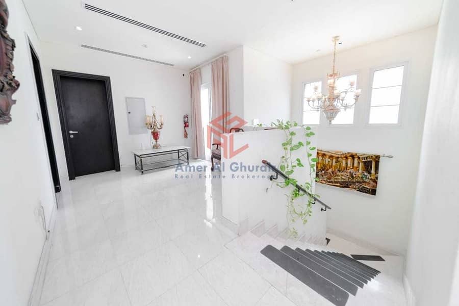 3 Contemporary Design Maid's Room Spacious Vacant