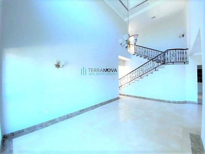 4 Entertainment Foyer| Lake View | Non - Upgraded