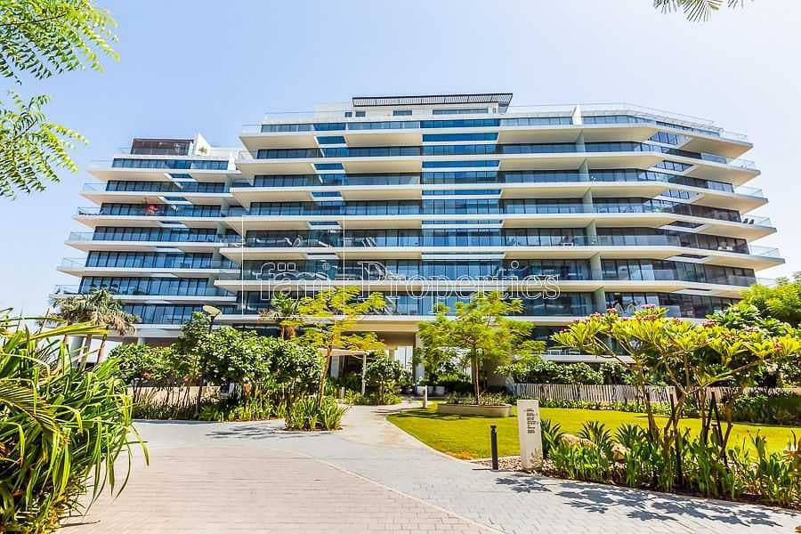 2 1BR with Garden | Beach Access | Top Finishing