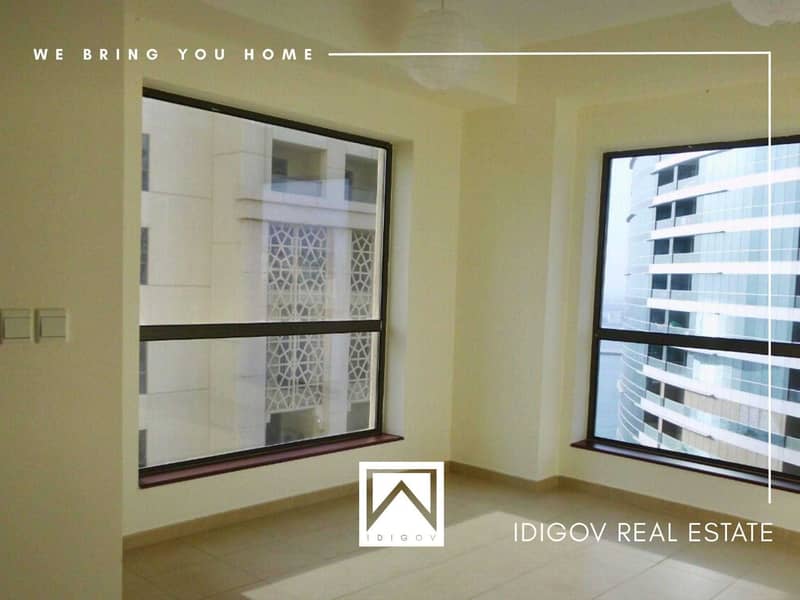 7 High Floor | Pool View | Very Bright | Vacant