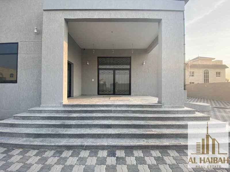 20 For sale a new two-storey villa in Al-Hoshi area with a very special location extension