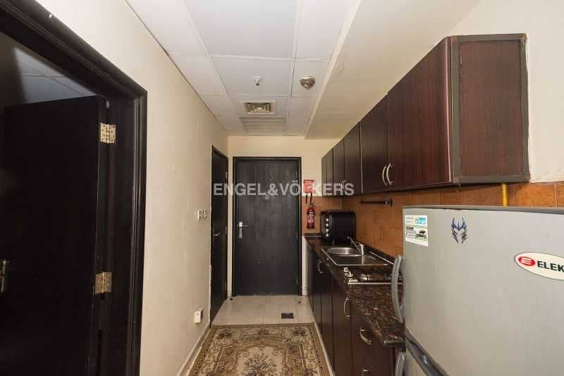 3 Spacious Unit | Balcony | Good Condition