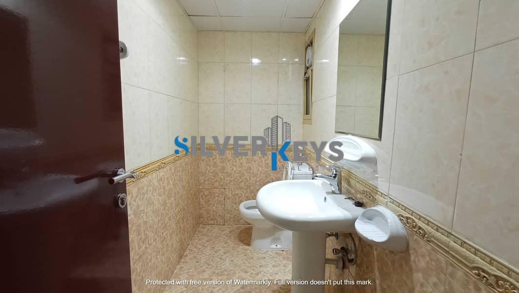 2 SHARING SPACIOUS 2 BHK | BIG BALCONY | WELL BUILT CLOSED KITCHEN