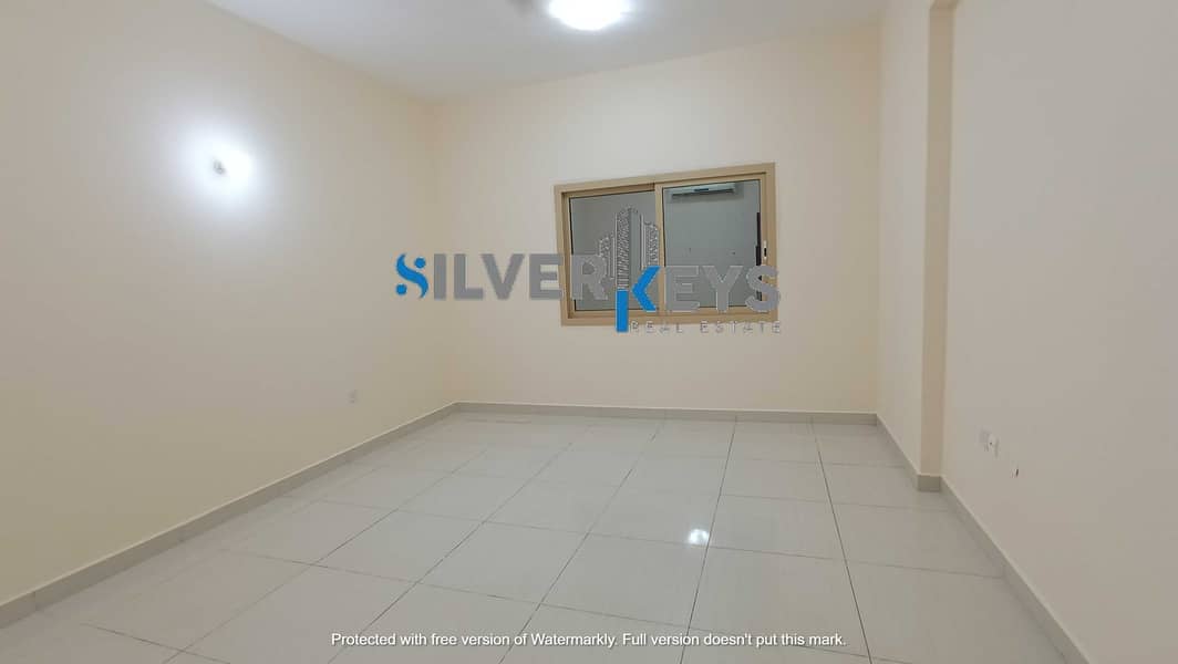 4 SHARING SPACIOUS 2 BHK | BIG BALCONY | WELL BUILT CLOSED KITCHEN