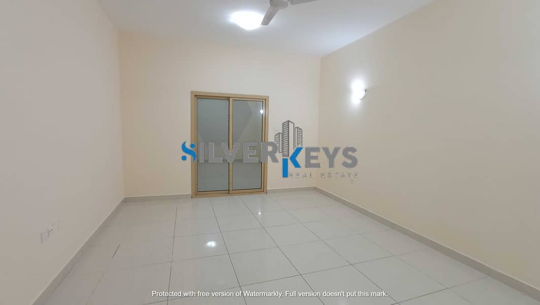 6 SHARING SPACIOUS 2 BHK | BIG BALCONY | WELL BUILT CLOSED KITCHEN