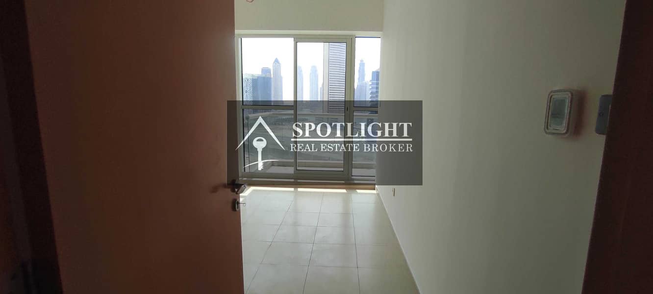 11 1 Bedroom | Lake plus Burj khalifa view | for sale | Mayfair Residency | Business Bay