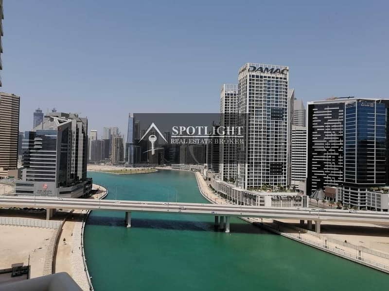 11 SPACIOUS 1 BR | BURJ KHALIFAND CANAL VIEW | CORNER UNIT |