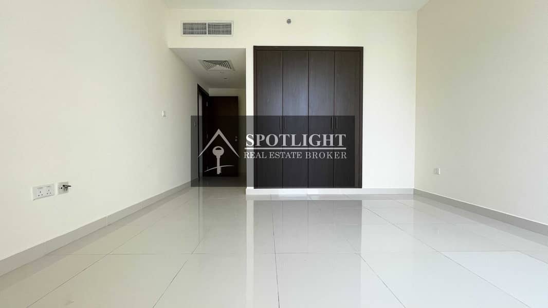 8 STUNNING 2-BR | 1-MONTH FREE  | CANAL VIEW | BUSINESS BAY |
