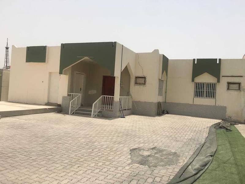 For sale a house in the Al-Talaa area, a very good price and a suitable area