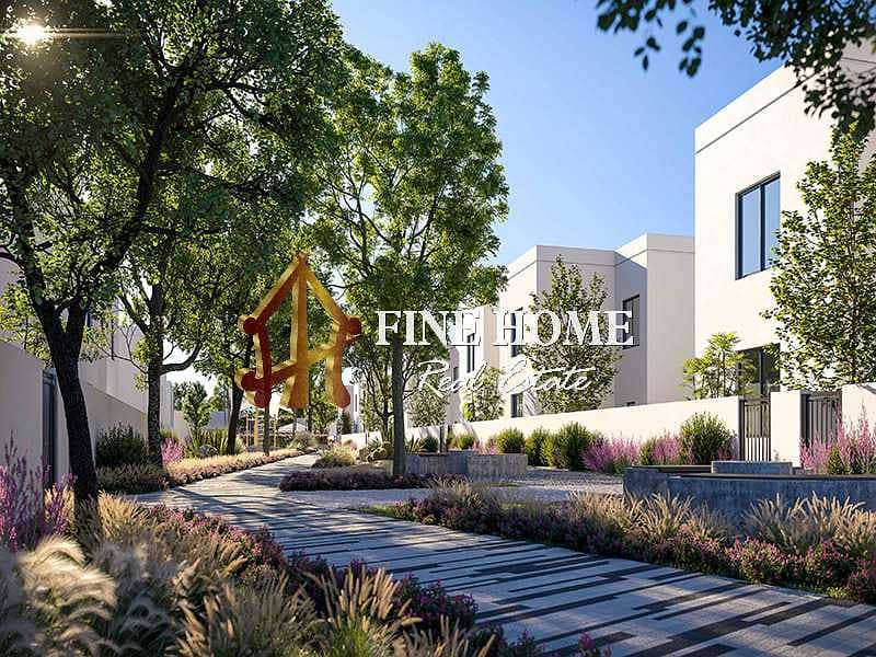 Prime location I Single row TH With maid Room Prime location I Single row TH With maid Room