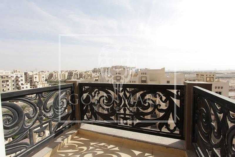 Reduced Price | High Floor Unit | With Balcony Reduced Price | High Floor Unit | With Balcony