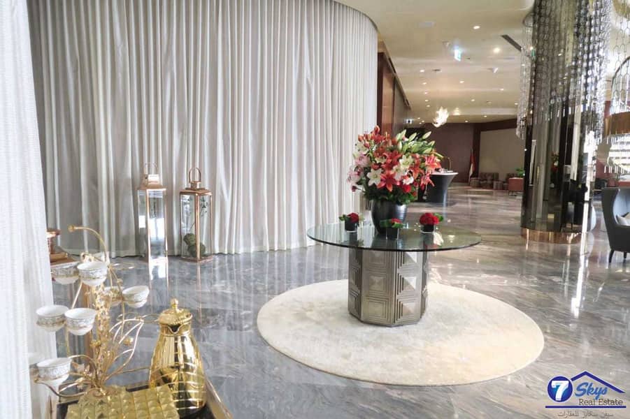 10 Lavish 1 Bedroom | Fully Furnished | High Floor