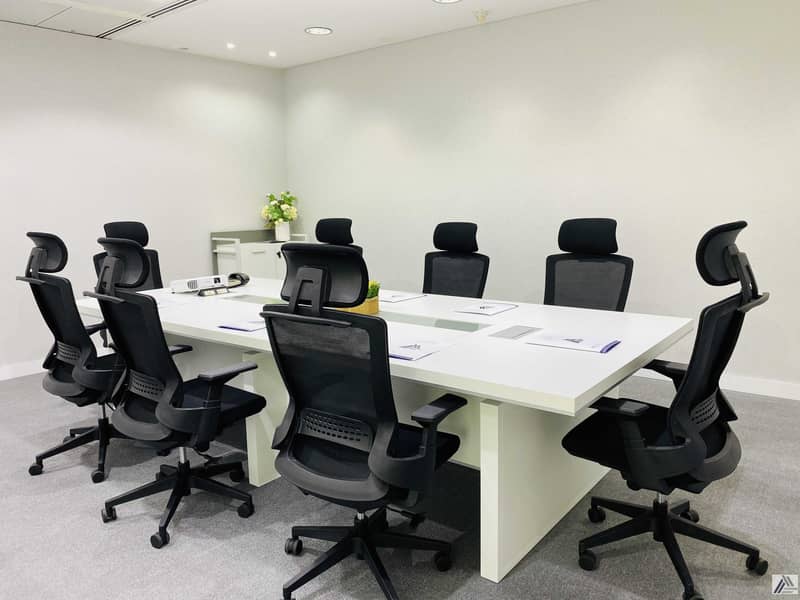 7 Serviced Furnish Office Suitable for 5 Staff / Meeting room facility / Linked with Burjuman Mall