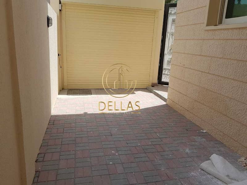 9 Villa in Abu Dhabi - Al Muroor