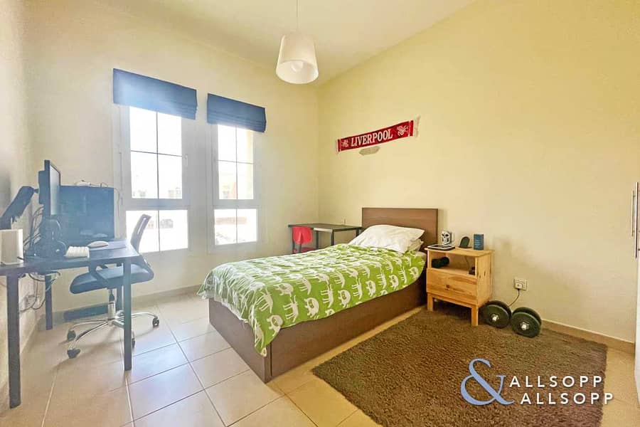 5 Exclusive | Upgraded | Park Backing | 4 Beds