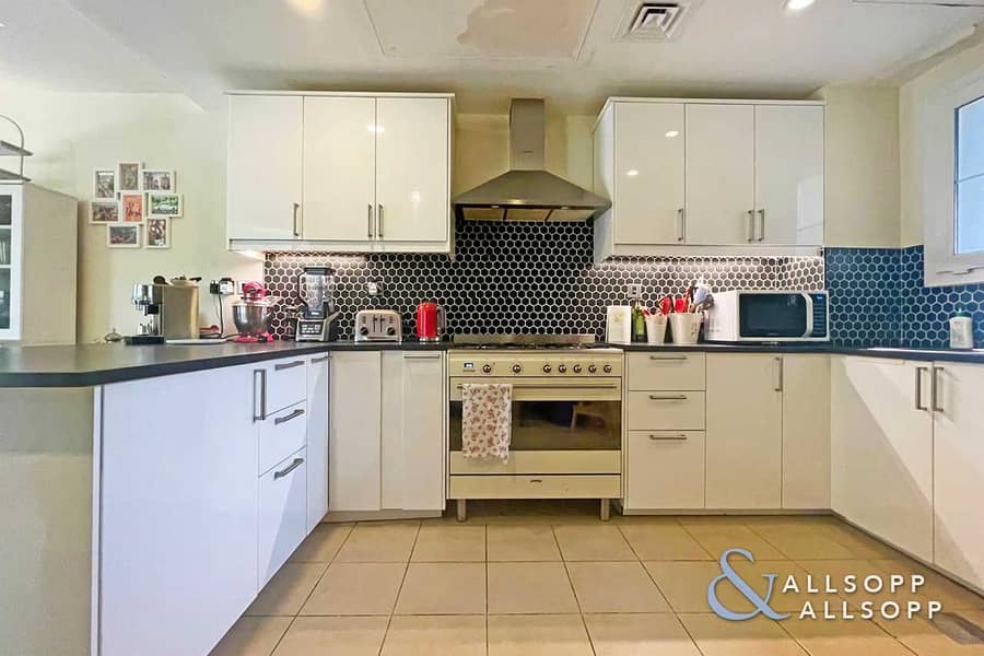 2 Exclusive | Upgraded | Park Backing | 4 Beds