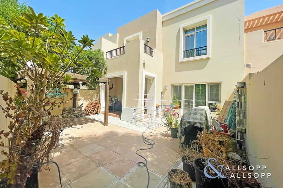 15 Exclusive | Upgraded | Park Backing | 4 Beds