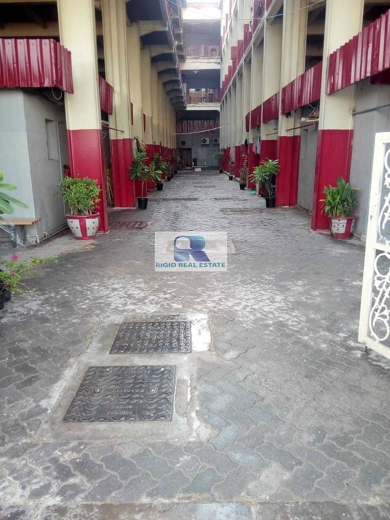 23 DIRECT FROM OWNER!!!!CLEAN LABOUR ROOMS  IN PRIME LOCATION FOR RENT