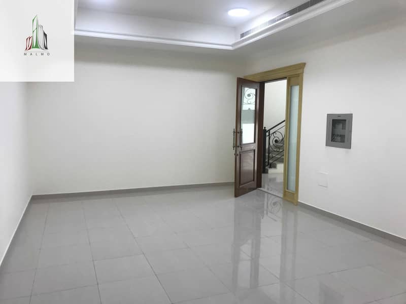 4 Brand New Private Entrance Apartment close to Exit