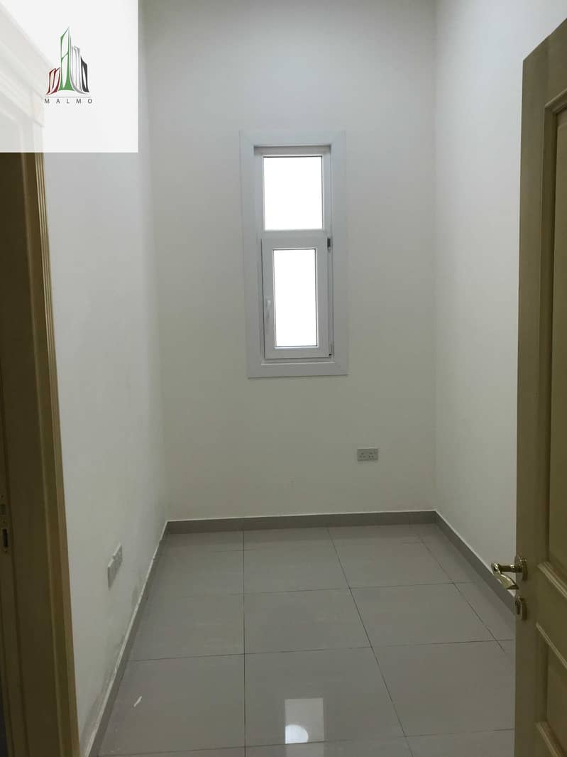 12 Brand New Private Entrance Apartment close to Exit