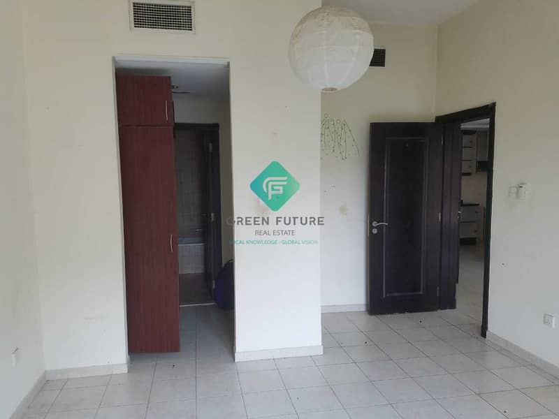 26 FULLY FURNISHED| NEAR CARRE FOR|CALL NOW|| 35k 4cheqs