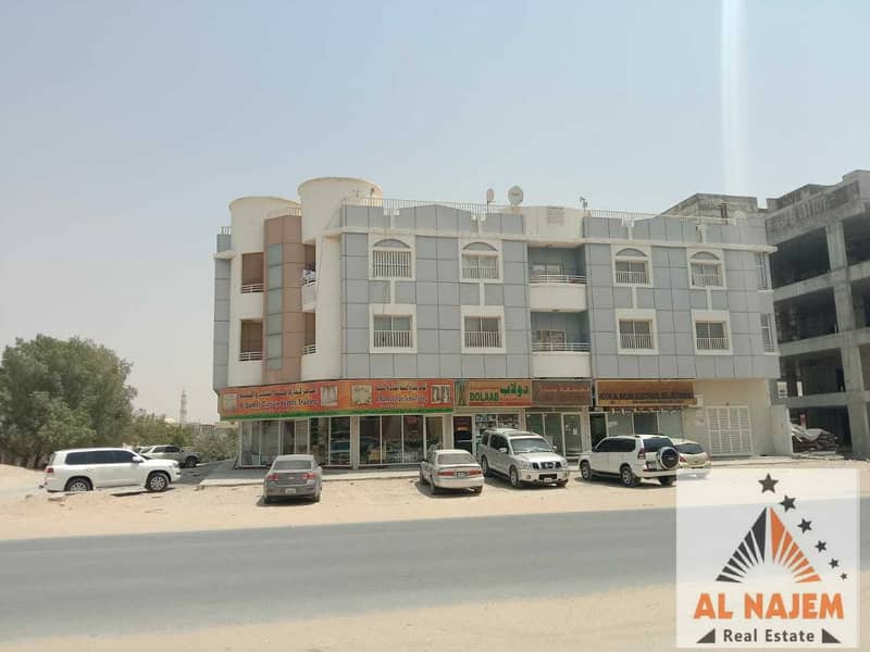 Selling the building on the corner street rented with full income 10% with electricity, water and central air conditioning behind a mosque in Al Rawda